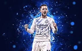 Carlo ancelotti told lucas digne to hand corner taking duties to gylfi sigurdsson.and it puts everton in a serious race. Gylfi Sigurdsson Abstract Art Football Stars Everton Soccer Sigurdsson Hd Wallpaper Peakpx
