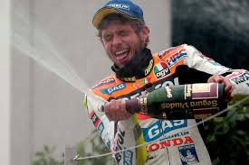 I was already a big fan of lewis before, but now even more. Valentino Rossi 15 Fun Facts Uber The Doctor