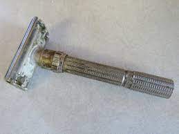 Dip the rag in the water and clean each part. Cleaning An Old Dirty Safety Razor Album On Imgur