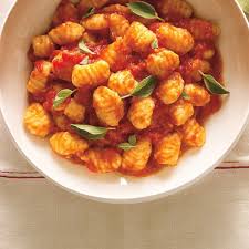 Sauce Tomate Et Origan Ricardo Recipe Tomato Sauce Wine Recipes Recipes