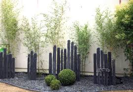 Piquet En Ardoise Bois Jardin Recherche Google Decoration Jardin Maison Amenagement Jardin Amenagement Jardin Devant Maison