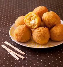 Arancini A La Mozzarella Recettes De Cuisine Odelices Recette Recettes De Cuisine Recette Recettes De Cuisine Faciles