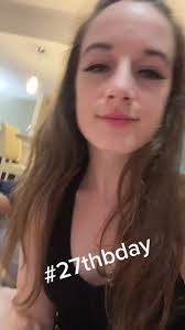 Danielle Hennessey's Instagram, Twitter & Facebook