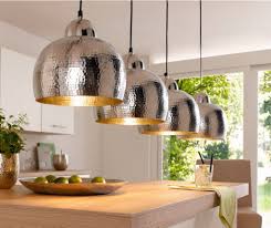 Hangelampe Im Trendigen Design Aluminium Silber Durchmesser 25 Cm Hier Wohnzimmerlampe Wohnen Lampen Wohnzimmer