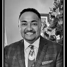 Louis Langlois's Instagram, Twitter & Facebook