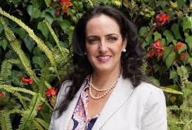 En cali no se olviden de pasar por el punto de. Maria Fernanda Cabal Dice Que Se Caso Con Su Esposo Porque Era Rico Alerta Paisa