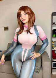 Julieta Allegretti - Free nude pics, galleries & more at Babepedia