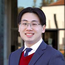 Larry Lin's Instagram, Twitter & Facebook