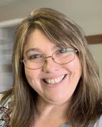 Amanda Breeden's Instagram, Twitter & Facebook