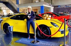 Khanyi mbau is a south african actress, television presenter and socialite who rose to fame with her mbau was born and raised by a single mom in mofolo, soweto. Wow Khanyi Mbau Blesses Herself With A New Sports Car