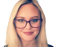 Ashley Gardiner's Instagram, Twitter & Facebook