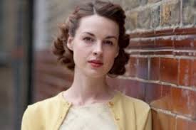 Jessica Raine As Nurse Jenny Lee In Call The Midwife This Show Vintage Hairstyles Hair Styles Call The Midwife