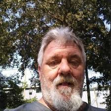 Ella Murrell's Instagram, Twitter & Facebook