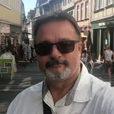 Eine 28 jährige Frau ist alt! Ich bin 18❤️