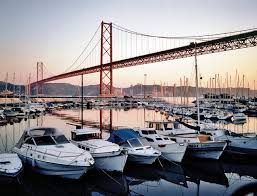 100 Cosas Sobre Lisboa Que Deberias Saber Lisboa Lisboa Portugal 25 De Abril Portugal