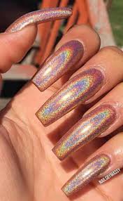 Add some glamour with hints of gold. Short Baddie Pretty Acrylic Nails Nail And Manicure Trends