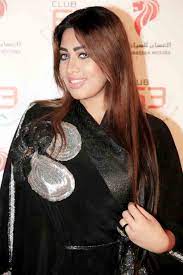 #روزانا_اليامي #صور #إعلامية #فني خرجت الإعلامية السعودية روزانا اليامي عن صمتها، إزاء الانتقادات السلبية. Ø±ÙˆØ²Ø§Ù†Ø§ Ø§Ù„ÙŠØ§Ù…ÙŠ Ø¥Ø¹Ù„Ø§Ù…ÙŠØ© Ø³Ø¹ÙˆØ¯ÙŠØ© Ø­ØµÙ„Øª Ø¹Ù„Ù‰ Ø¹ÙÙˆ Ù…Ù„ÙƒÙŠ Ø¨Ø¹Ø¯ Ø­ÙƒÙ… Ø¨Ù€60 Ø¬Ù„Ø¯Ø©