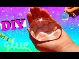 Wie auch du ganz einfach glitzernden schleim selber machen kannst, verrate ich dir im heutigen beitrag. Diy Wasserbomben Aus Kleber L Slime Glue Water Bottle Life Hack I Patdiy Youtube Schleim Selber Machen Wasserbomben Slime Selber Machen Ohne Borax