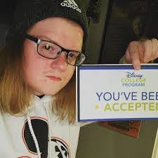 Noah Evert's Instagram, Twitter & Facebook