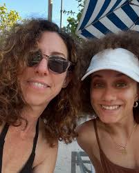 Risa Levy's Instagram, Twitter & Facebook