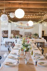 Boda Vintage Diy Hochzeit Auf Einem Alten Bauernhof Hochzeitsblog The Little Wedding C In 2020 Rustic Wedding Table Vintage Table Decorations Diy Wedding Decorations
