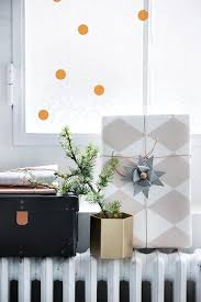 Winterdeko Stilvoll Und Zuruckhaltend Winterdekorationen Dekor Einrichtungstipps