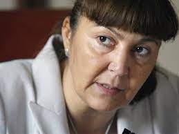 Жената, която превърна борбата с корупцията в румъния от фарс в реалност. Monika Makovej Uikipediya