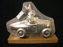 Reserved For Karen Vintage Rabbit Driving A Car Chocolate Mold Etsy Chocolate Molds Vintage Rabbit Antiques