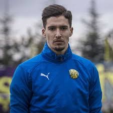 Tebrikler dün sarının yanında lacivert değşl de kırmızı forma ile sahada olsaydı altay bayındır. Fenerbahce Altay Bayindir Icin Goal Com Turkiye Facebook