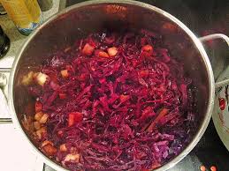 Rotkohl Mit Zimt Und Pflaumenmus Von Tausendstern Chefkoch Rezept Rotkohl Weihnachtsessen Vegetarisch Rezepte Pflaumenmus