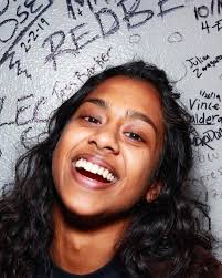 Tinier Desk Comedy (@tinierdeskcomedy) • Instagram photos and videos