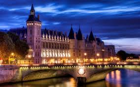 The conciergerie is closed wednesday 26th and thursday 27th february 2020. Top Places To Visit In Paris