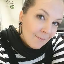 Karla Bolin's Instagram, Twitter & Facebook