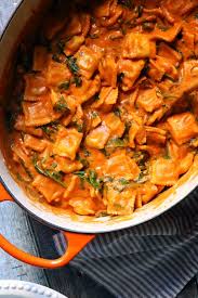 Ravioli Alla Vodka Joanne Eats Well With Others Recipe Recipes Pasta Recipes Pasta Dishes