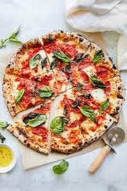 Napoli's pizzeria in squirrel hill has the best pizza in town. Wie Man Pizzateig Macht Perfekte Neapolitanische Pizza Einfaches Und Gesundes Rezept