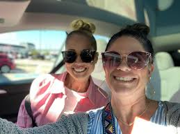 Meeting up with modern mannequins in Houston tonight