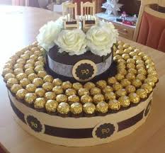 Bastelforum Torte Aus 140 Ferrero Rocher Und 140 Packungen Tempos Bildanleitung Picturial Pralinenstrauss Susse Kuchen Sussigkeiten Geschenk