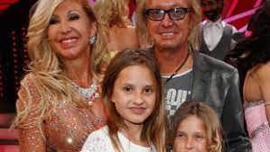 Carmen und robert geiss sind selbst nach über zwanzig jahren nicht müde, sich gegenseitig einen spruch zu. Robert Und Carmen Geiss Fruher So Sahen Sie An Ihrer Hochzeit Aus