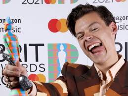 Liam payne ouvre la cérémonie des bafta 2021 en live ! Wrsyfhystlppam