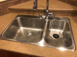 These sinks are usually better than other single basin models, they are usually made of stainless steel, and they come with various finishes. 2 Stainless Steel Queen Kitchen Sinks