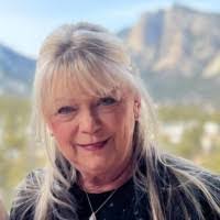 Deborah Kite's Instagram, Twitter & Facebook