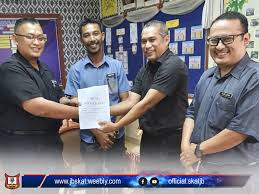 Ini adalah berdasarkan pekeliling kemajuan pentadbiran myportfolio ini khususnya untuk kegunaan guru sekolah rendah yang menjawat jawatan sebagai guru penolong kanan pentadbiran. Tugas Guru Penolong Kanan Pentadbiran Dunia Sosial