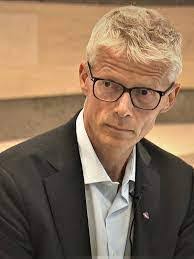 Daniel Sollie's Instagram, Twitter & Facebook