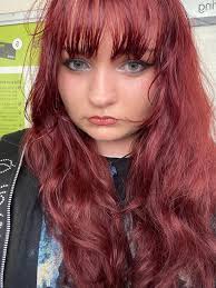 Bleach spray not removing red hair dye from tub