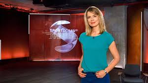 Moderatorin jessy wellmer bei sportschau thema (ard sportschau). Wie Homophob Ist Der Fussball Sportschau Ard Das Erste