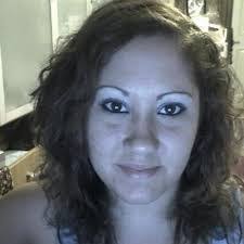 Shannon Redfield's Instagram, Twitter & Facebook