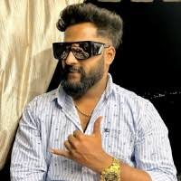 100+ "Robin Peter" profiles