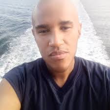 Lamont Hicks's Instagram, Twitter & Facebook