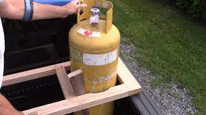 Which is the best propane tank holder for outdoor cooking? The Woodpecker Ep 148 Propane Tank Pickup Rack Youtube
