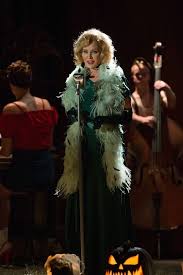 Jessica Lange Gods And Monsters Lana Del Rey Cover Jessica Lange Covers Lana Del Rey S Gods And Monsters But Is It Your Favorite Ahs Perfor American Horror Story American Horror American Horror Story Freak